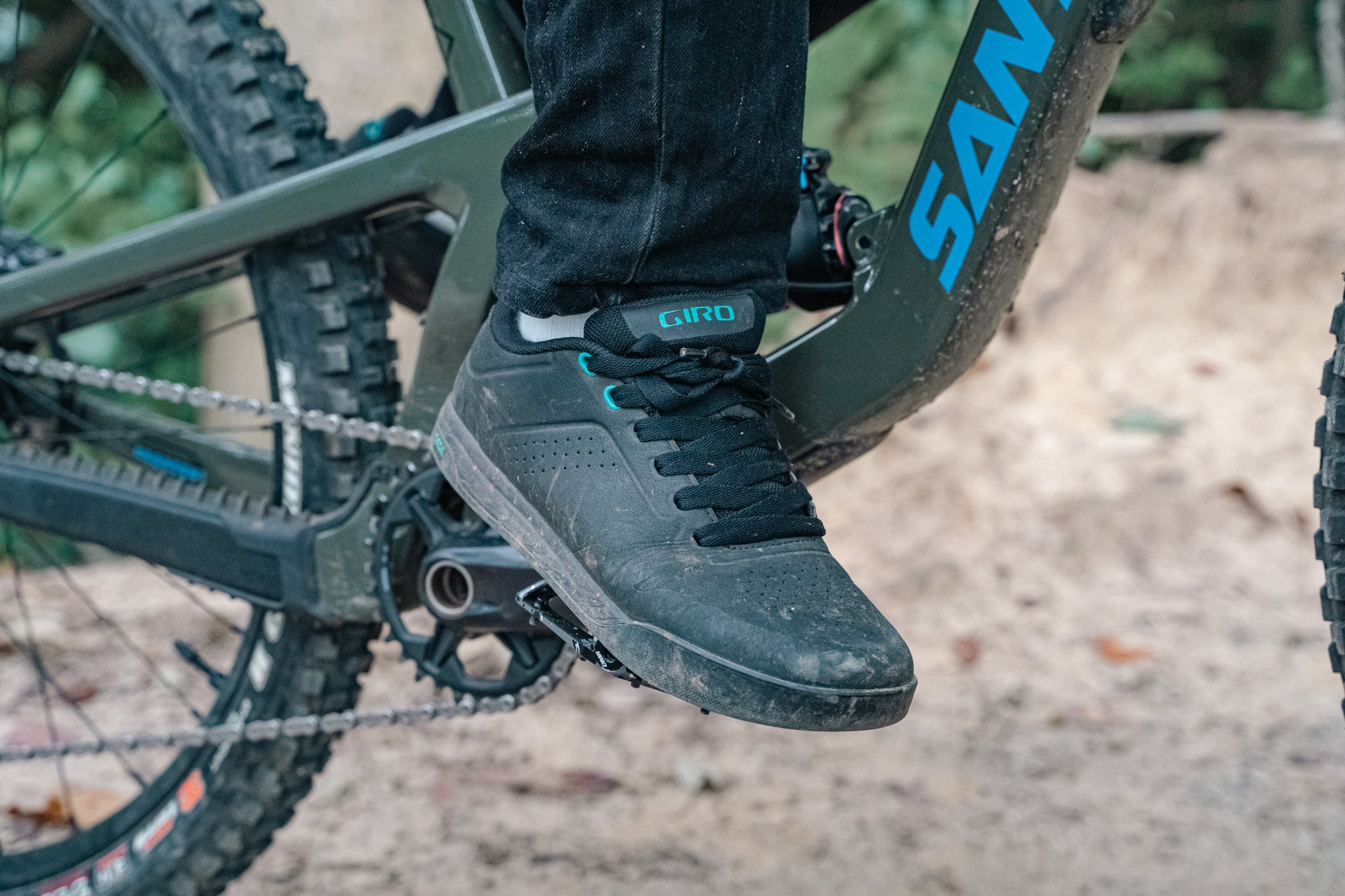giro サイクリングシューズ　ラッチ GIRO LATCH MTBシューズ フラットペダル対応 – Grumpy Bike Shop