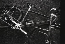 画像をギャラリービューアに読み込む, Lady Grey B&amp;W 35mm ISO 40
